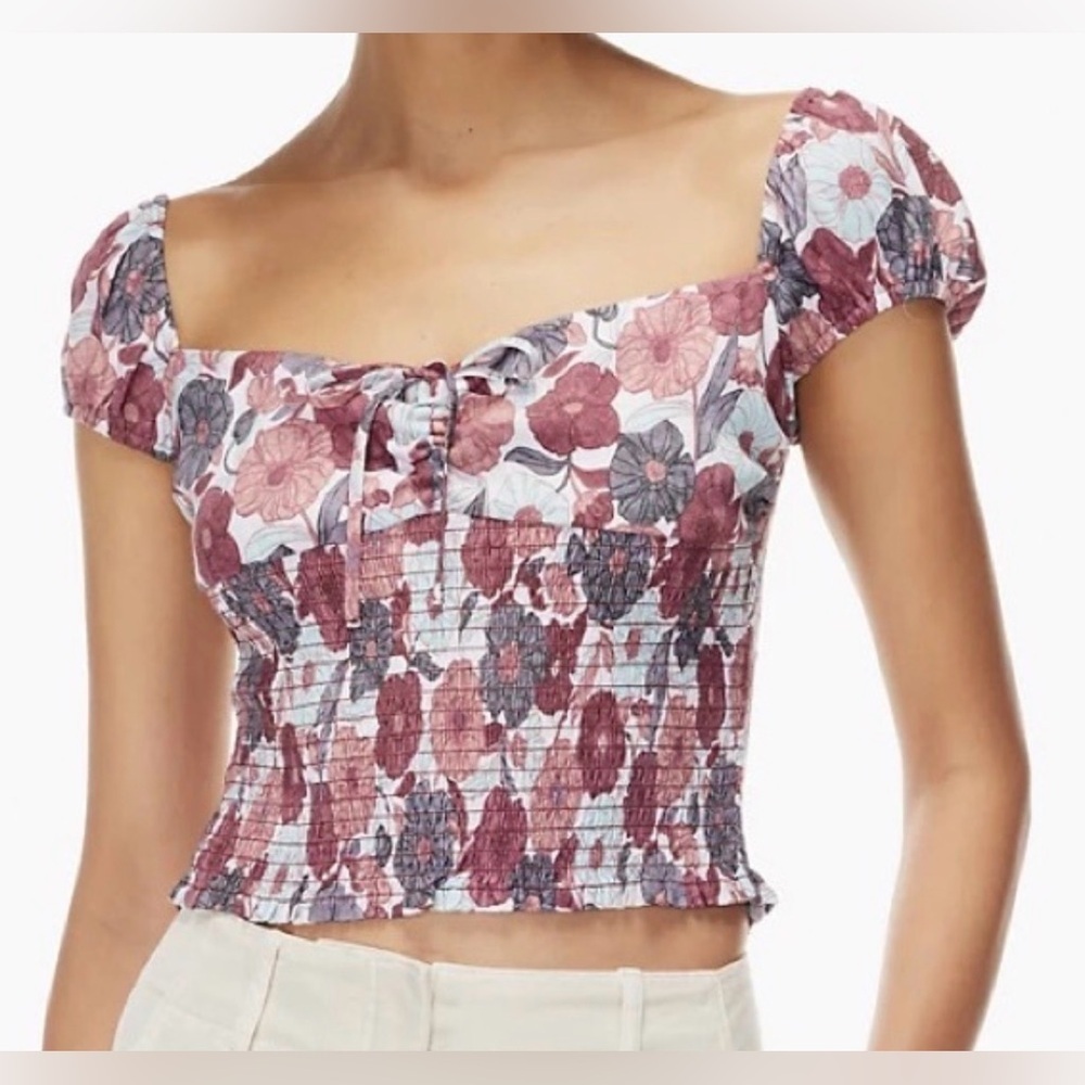 Wilfred sojourn top